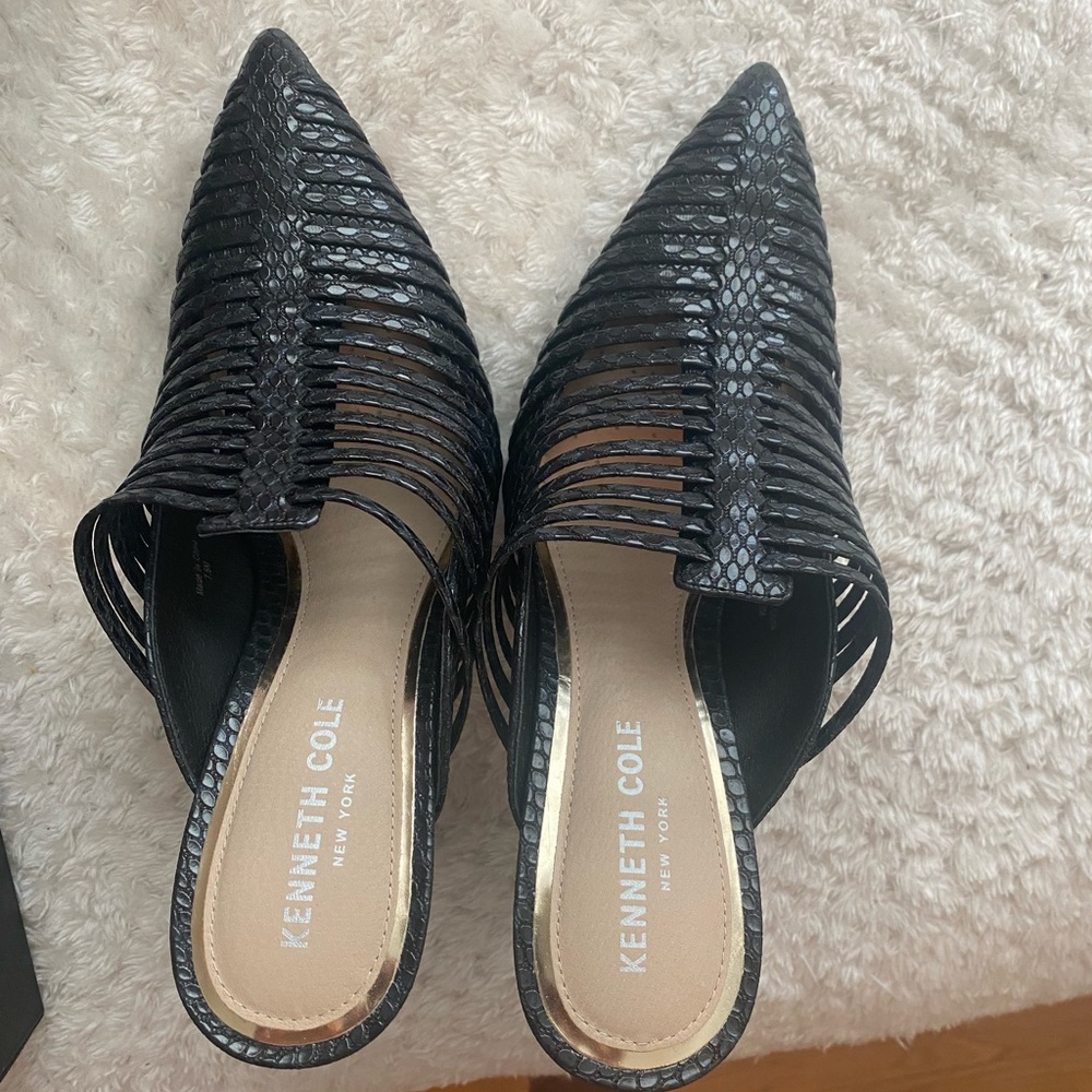 Kenneth Cole Riley Scrappy Leather Mule